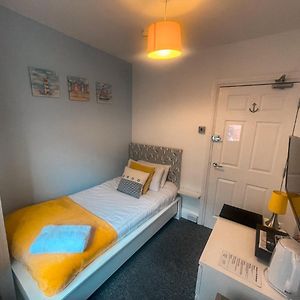 Standard Room with 1 Single Bed